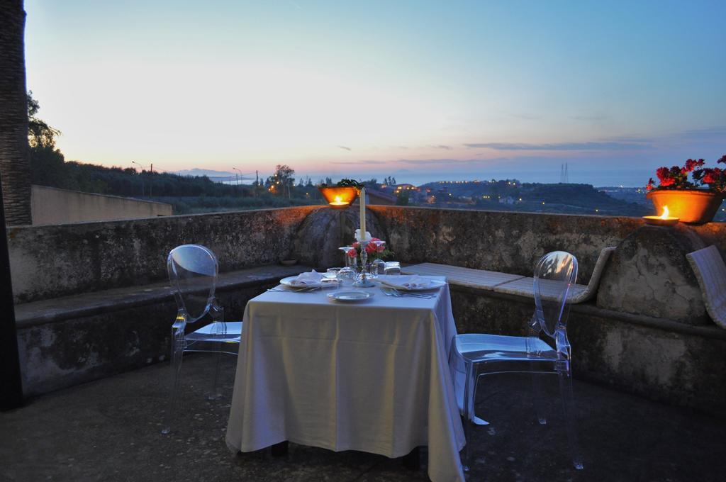 Villa Martius San Pier Niceto Екстер'єр фото