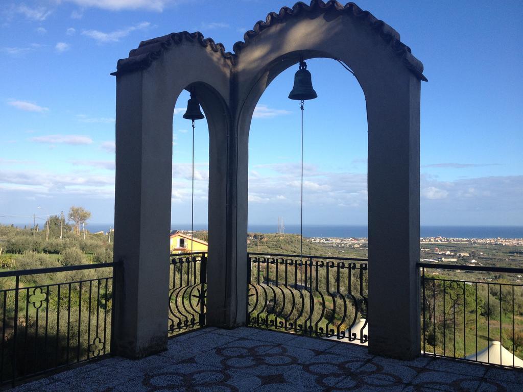 Villa Martius San Pier Niceto Екстер'єр фото