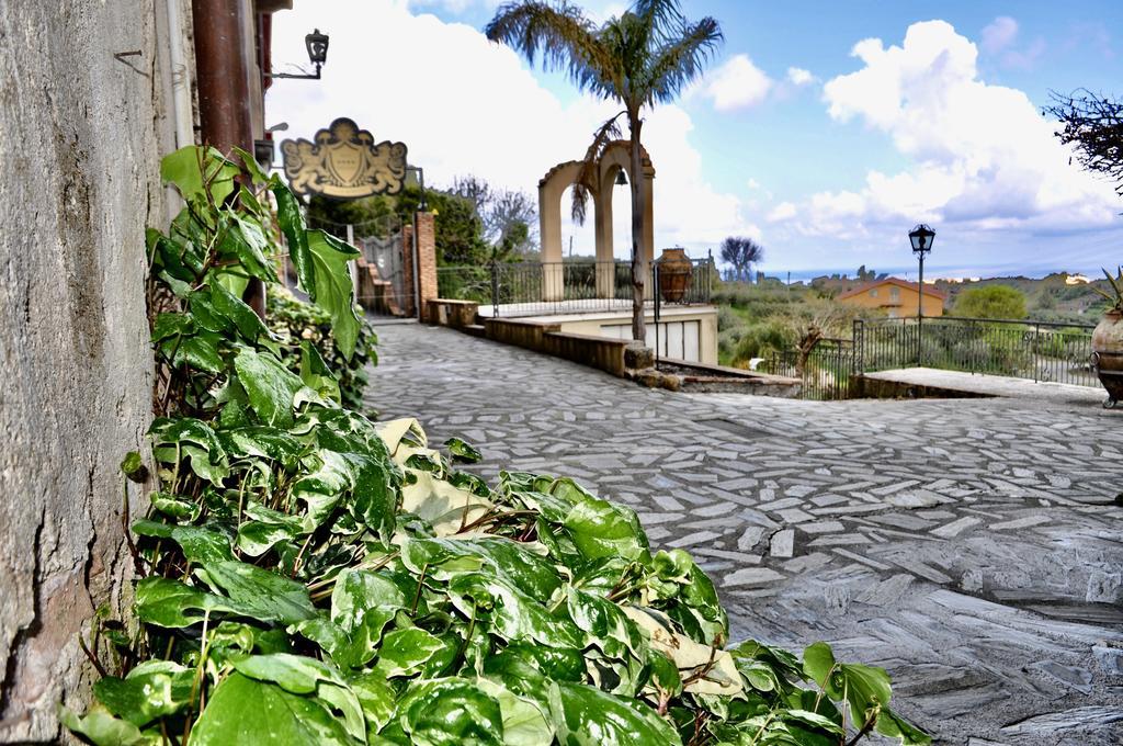 Villa Martius San Pier Niceto Екстер'єр фото
